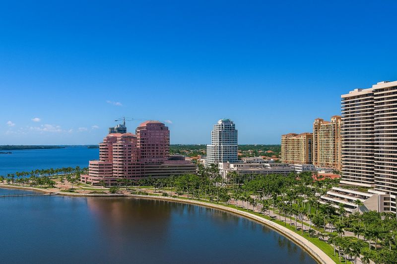 Best Bathroom Remodeling pros in Palm Beach Gardens, FL