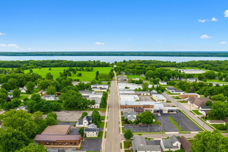 Best Tub To Shower Conversion pros in Cortland, OH
