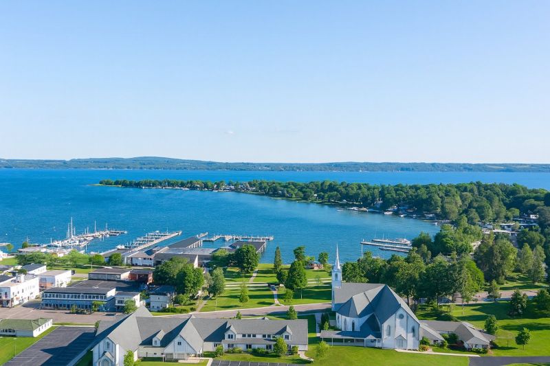 Best Tub To Shower Conversion pros in Harbor Springs, MI