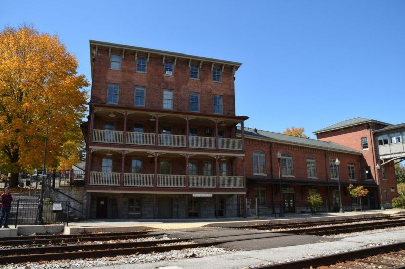 Best Tub To Shower Conversion pros in Martinsburg, WV